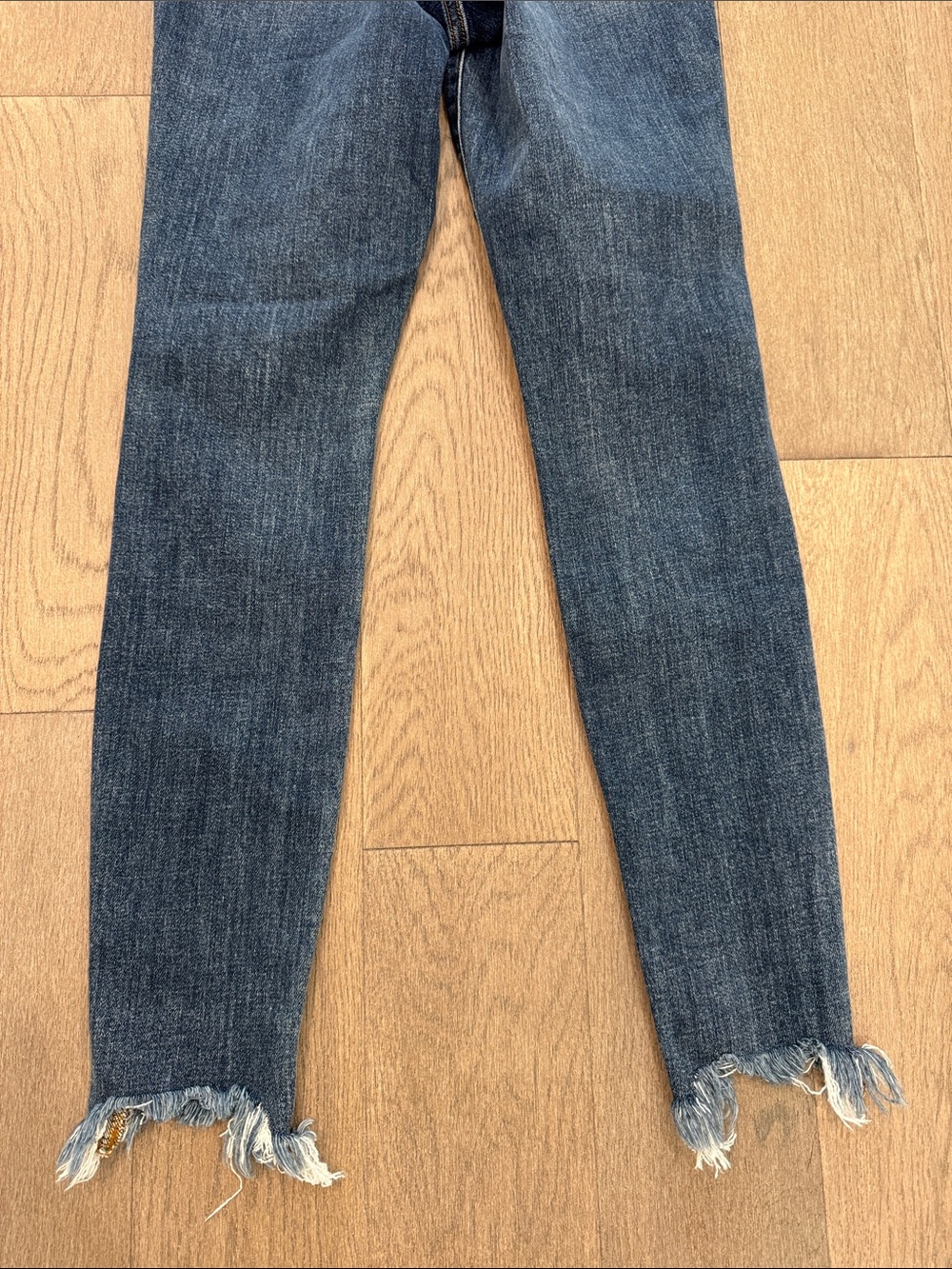 Judy Blue NWT Distressed High Waist Shark Bite Hem Skinny Fit 1/25 Cotton Denim - Picture 6 of 10